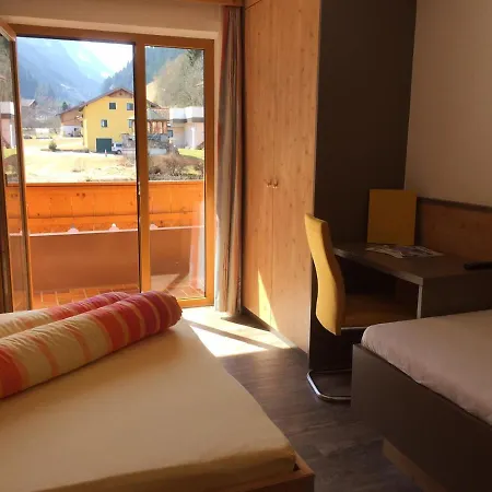 Alpenecho * Neustift im Stubaital