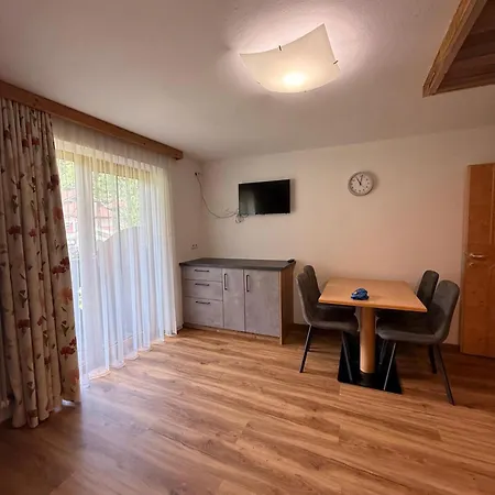Alpenecho Apartamento *